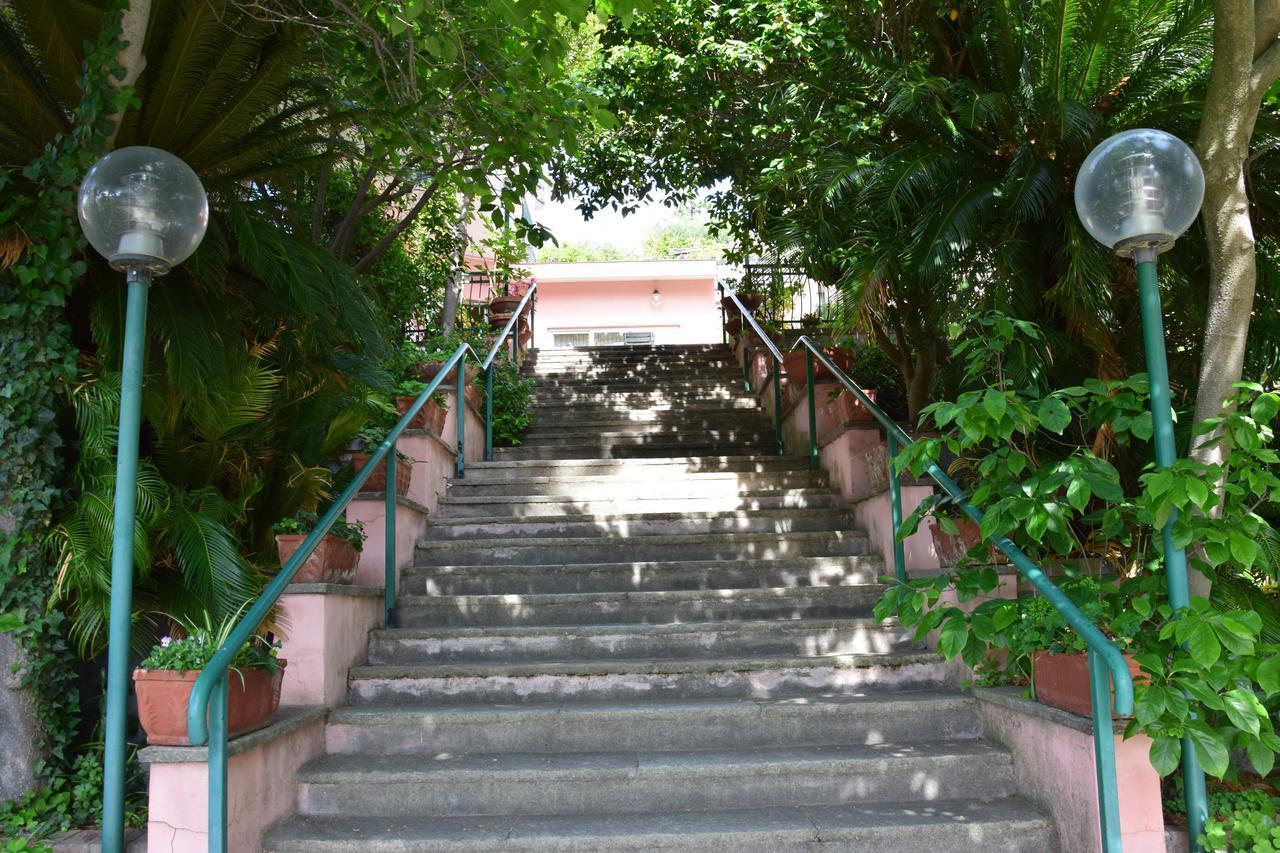 Hotel Pozzuolo Celle Ligure Eksteriør billede
